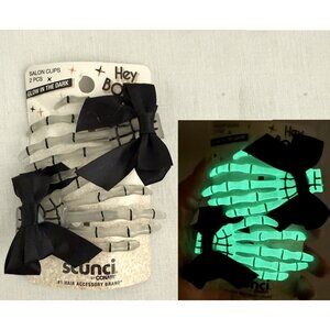 Scunci Glow In The Dark Skeleton Hand Hair Clips Black Bows Halloween Goth New